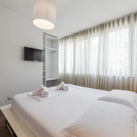 Casa Lumniere By Ps Apartment Durrës